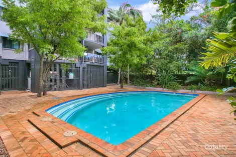 Property photo of 13/106 Linton Street Kangaroo Point QLD 4169