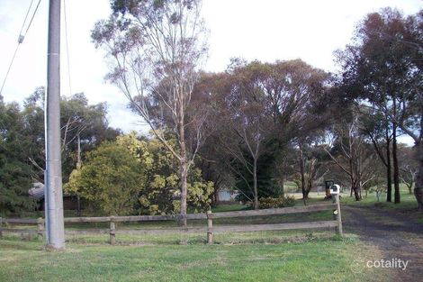 16 Mount View Rd, Wandong, VIC 3758