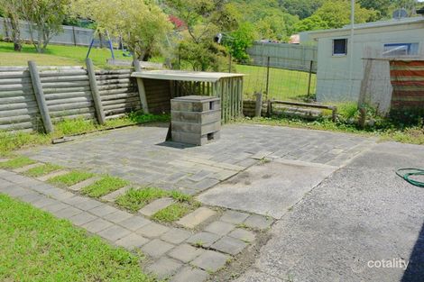 Property photo of 11 Nioka Avenue Point Clare NSW 2250