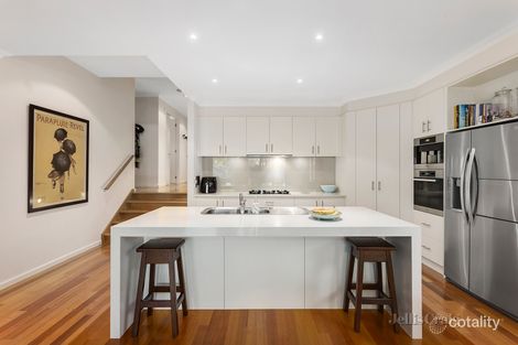 Property photo of 19 Forestwood Drive Macleod VIC 3085