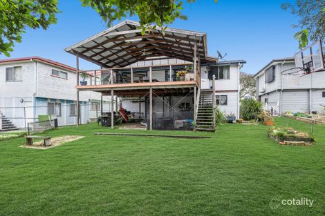 Property photo of 38 Roseberry Parade Wynnum West QLD 4178