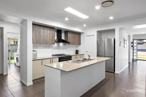 Property photo of 4 Mervyn Crescent Redland Bay QLD 4165
