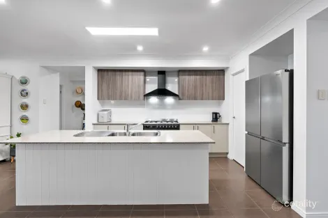 Property photo of 4 Mervyn Crescent Redland Bay QLD 4165