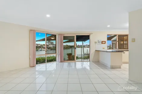 Property photo of 54 Monterey Keys Drive Helensvale QLD 4212