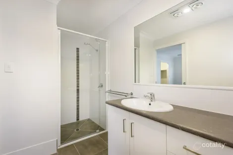Property photo of 2/13 Beelbee Street Harristown QLD 4350