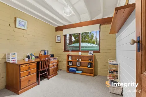 Property photo of 18 McMahons Road Kinglake VIC 3763