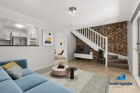 2/18 Orana St, Carina, QLD 4152