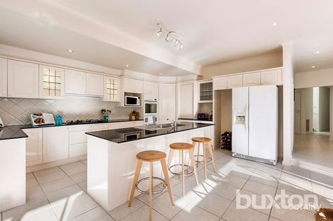 Property photo of 1 Scarborough Grove Beaumaris VIC 3193