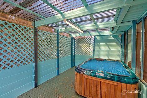 Property photo of 4 Kathryn Close Kanwal NSW 2259