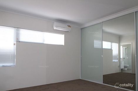 Property photo of 5/8 Observation Road Craigie WA 6025
