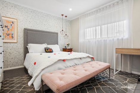 Property photo of 25 Adams Circuit Elderslie NSW 2570