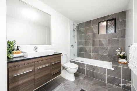 Property photo of 13/21-31 Gamelin Crescent Stafford QLD 4053
