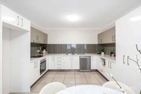 Property photo of 13/21-31 Gamelin Crescent Stafford QLD 4053