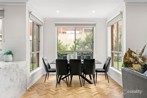 Property photo of 8 Hunter Avenue Roxburgh Park VIC 3064