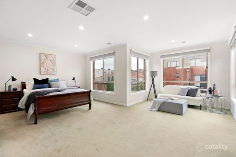 Property photo of 8 Hunter Avenue Roxburgh Park VIC 3064