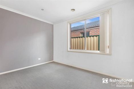 Property photo of 2/17 Eleanor Drive Hoppers Crossing VIC 3029