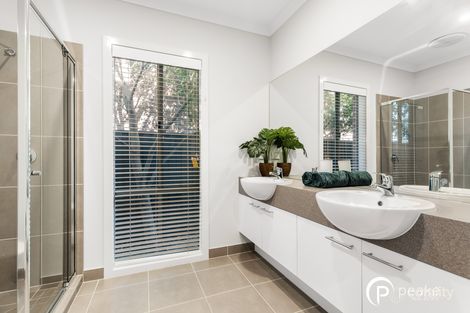 Property photo of 18 Murphy Street Clyde North VIC 3978