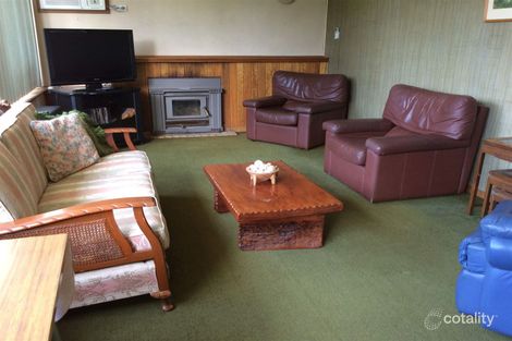 Property photo of 19 Harvey Crescent Aldinga Beach SA 5173