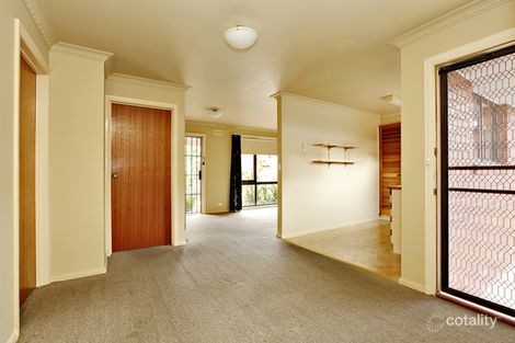 Property photo of 13/31-33 Deutgam Street Werribee VIC 3030