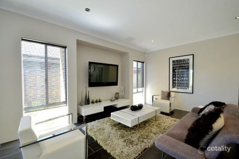 Property photo of 8 Onyx Lane Wellard WA 6170