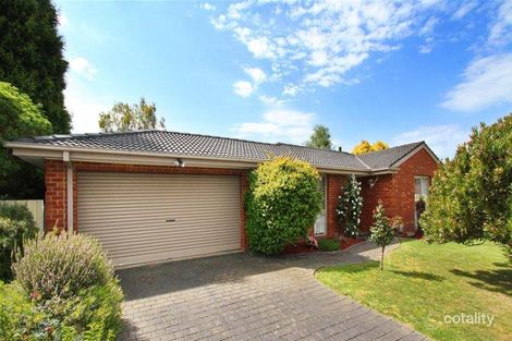 2 Forbes Ct, Mill Park, VIC 3082