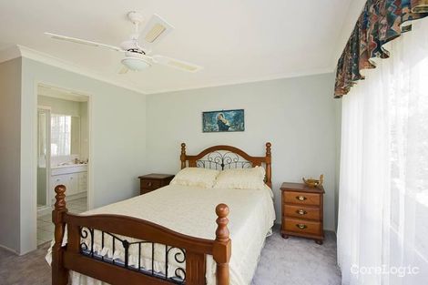 Property photo of 6 St Andrews Drive Glenmore Park NSW 2745