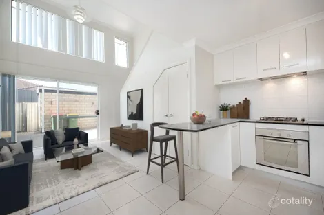 4/1 Positano Cres, Yangebup, WA 6164