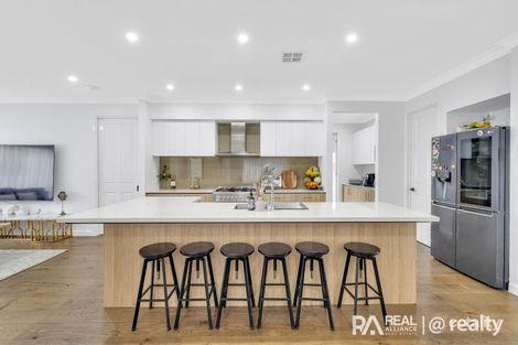 Property photo of 22 Royal Crescent Beaconsfield VIC 3807