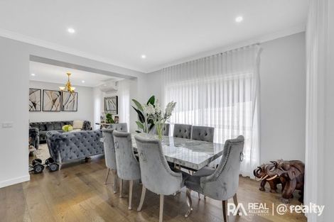 Property photo of 22 Royal Crescent Beaconsfield VIC 3807