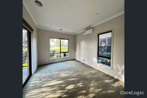 Property photo of 7 Stables Circuit Doncaster VIC 3108