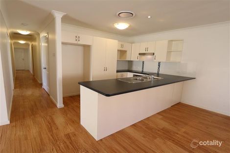 Property photo of 2/1 Drury Close Hunterview NSW 2330