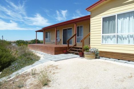 Property photo of 823 Meller Street Auburn SA 5451