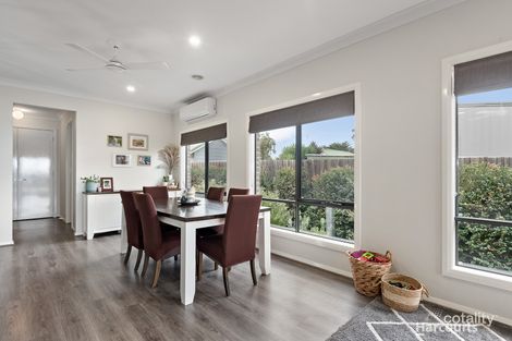 Property photo of 5 Jemima Court Garfield VIC 3814