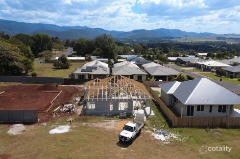 2/15 Waller St, Atherton, QLD 4883