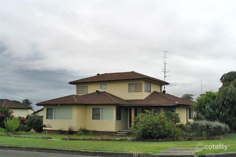 11 Woods St, Redhead, NSW 2290