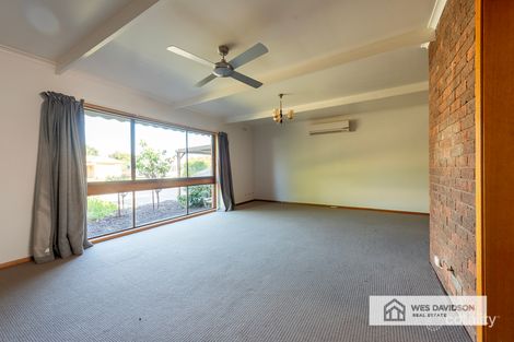Property photo of 10 Bradshaw Street Horsham VIC 3400