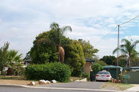 4 Banksia Cir, Thornlie, WA 6108