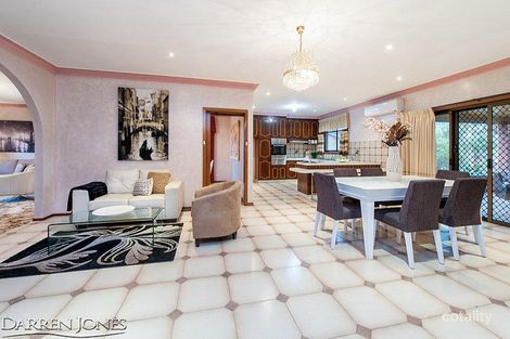 Property photo of 69 Manatunga Circuit Greensborough VIC 3088
