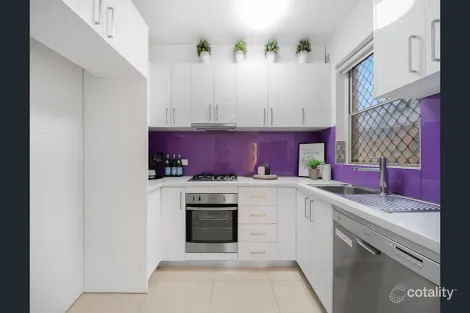 Property photo of 4/29-31 Marlene Crescent Greenacre NSW 2190