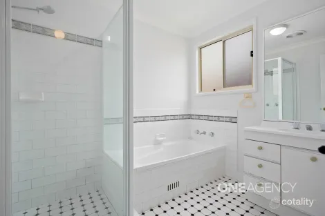 Property photo of 3/26-28 Bateman Avenue Albion Park Rail NSW 2527