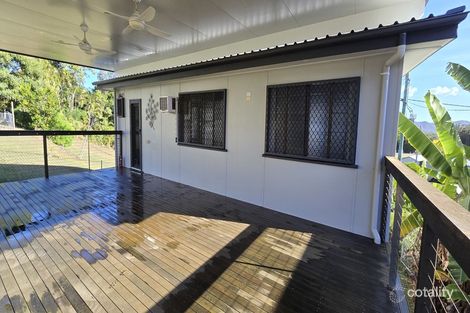 Property photo of 25 Taylor Street Keppel Sands QLD 4702