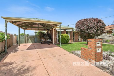 Property photo of 63 Leopold Crescent Hampton Park VIC 3976
