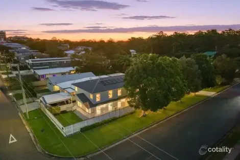 74 Harold St, Holland Park, QLD 4121
