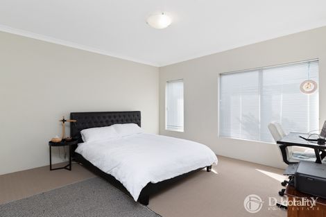 Property photo of 11 Stellaria Avenue Halls Head WA 6210