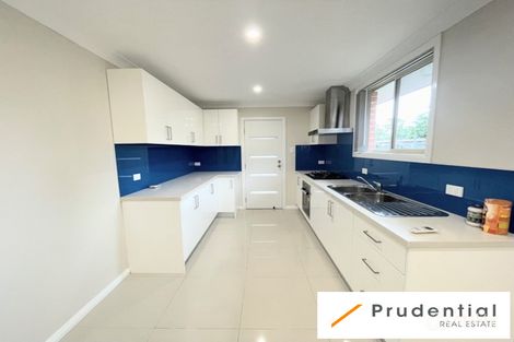 Property photo of 4 Lyrebird Place Ingleburn NSW 2565
