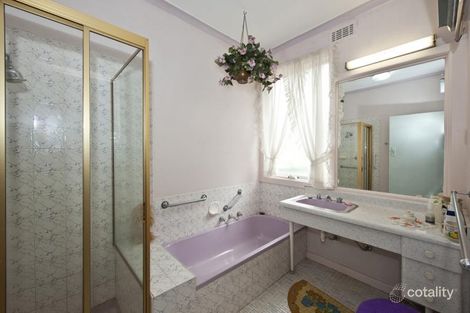 Property photo of 40 Kitchener Street Box Hill South VIC 3128