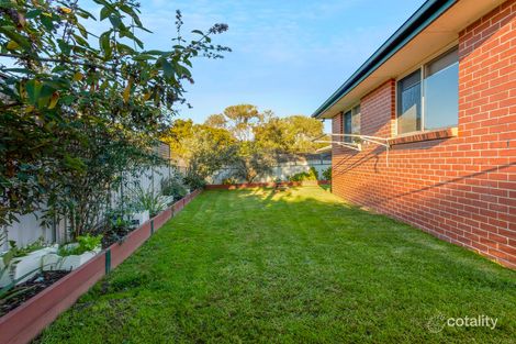 Property photo of 4 Elmslie Circuit West Wodonga VIC 3690