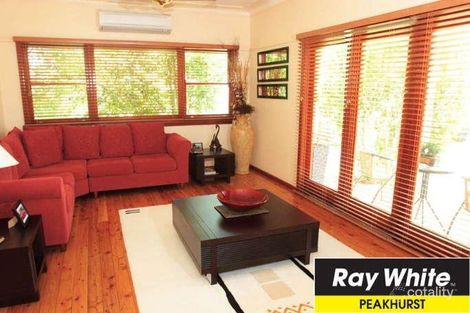 Property photo of 27 Orana Crescent Peakhurst Heights NSW 2210