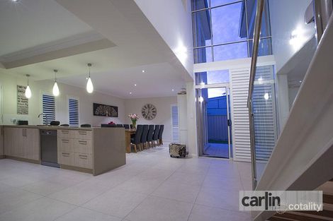 Property photo of 7 Lipari Link Yangebup WA 6164