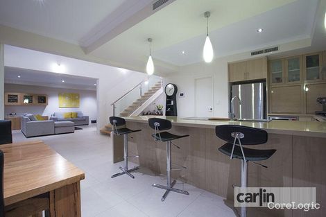 Property photo of 7 Lipari Link Yangebup WA 6164